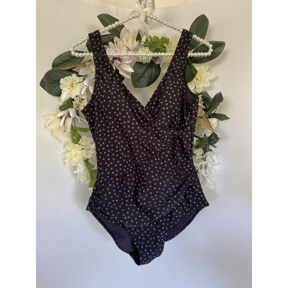 Snozu‎  Black Polka Dot Stretch Nylon Slimming Ruched One Piece Swimsuit Sz 10